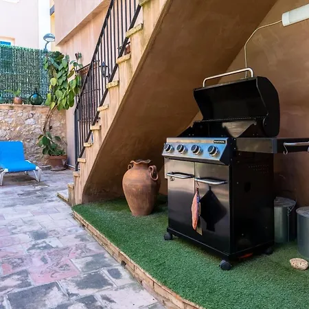 Hauzify I Palauet Del Remei Holiday home El Perello (Catalonia)