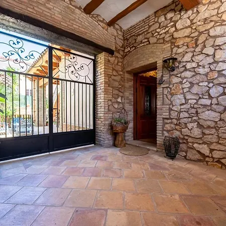 Holiday home Hauzify I Palauet Del Remei El Perello (Catalonia)